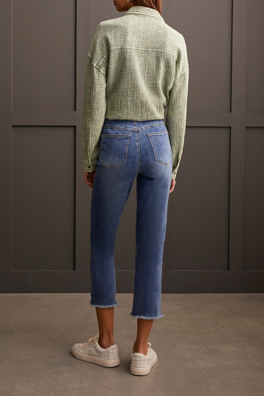 Tribal Fall 2024-6733O/2784-Pull On Straight Crop Pant-River Blue - The Coach Pyramids