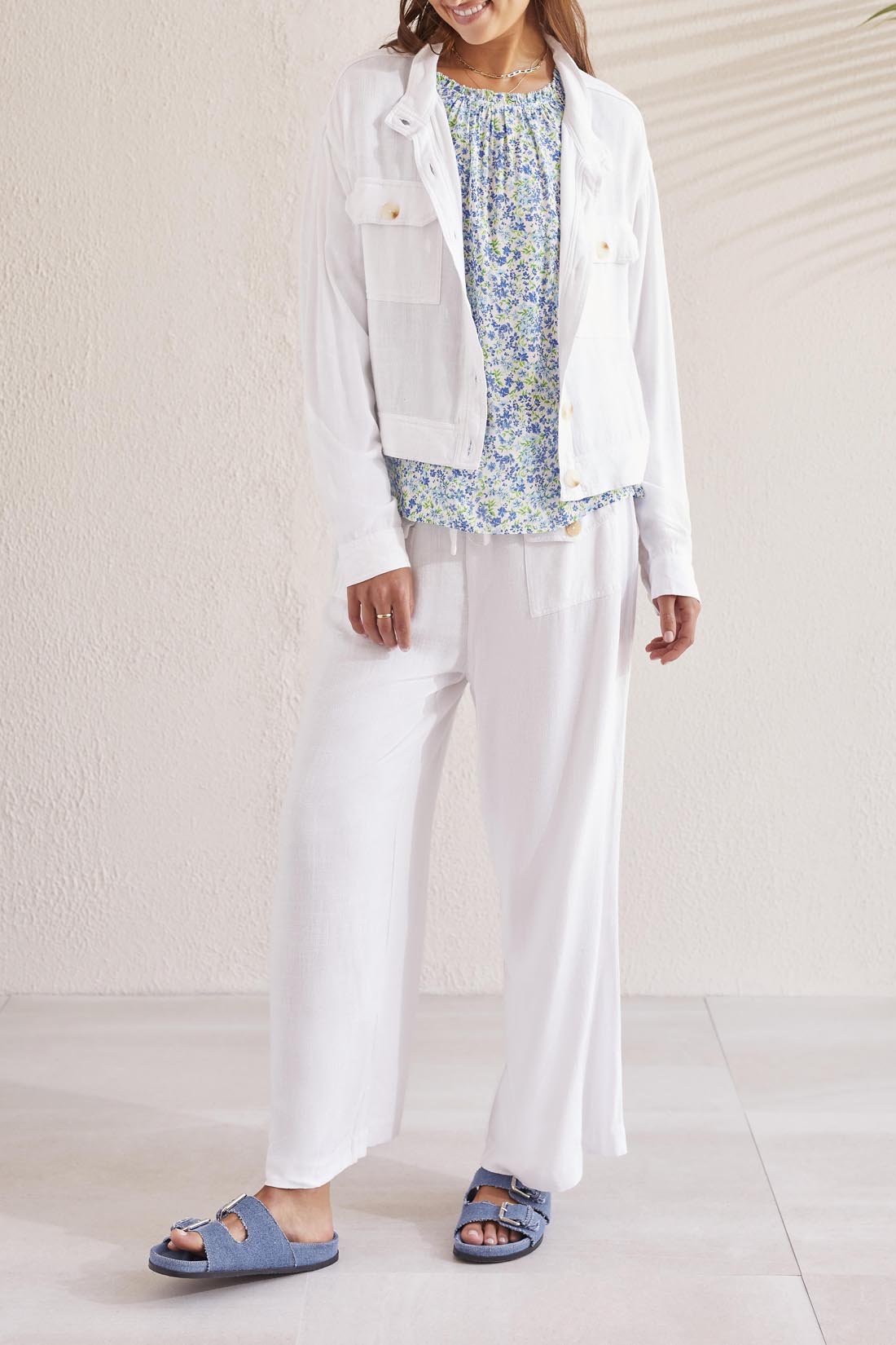 Tribal  Spring/Summer 2024 6889O/4925-Crop Jacket-White - The Coach Pyramids