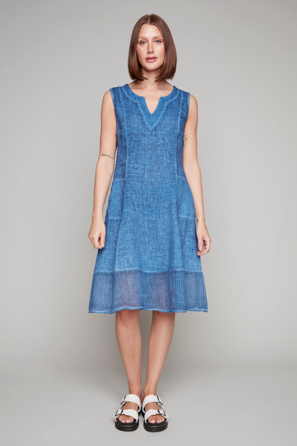Carre Noir7881-Dress-Denim – The Coach Pyramids