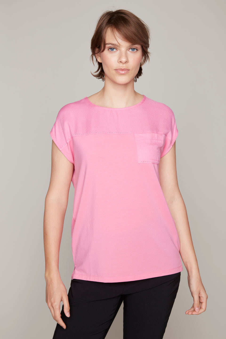 Carre Noir Spring 2025-7904-T Shirt-Pink - The Coach Pyramids
