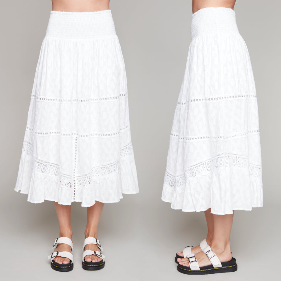 Carre Noir Spring 2025-7955-Skirt-White - The Coach Pyramids