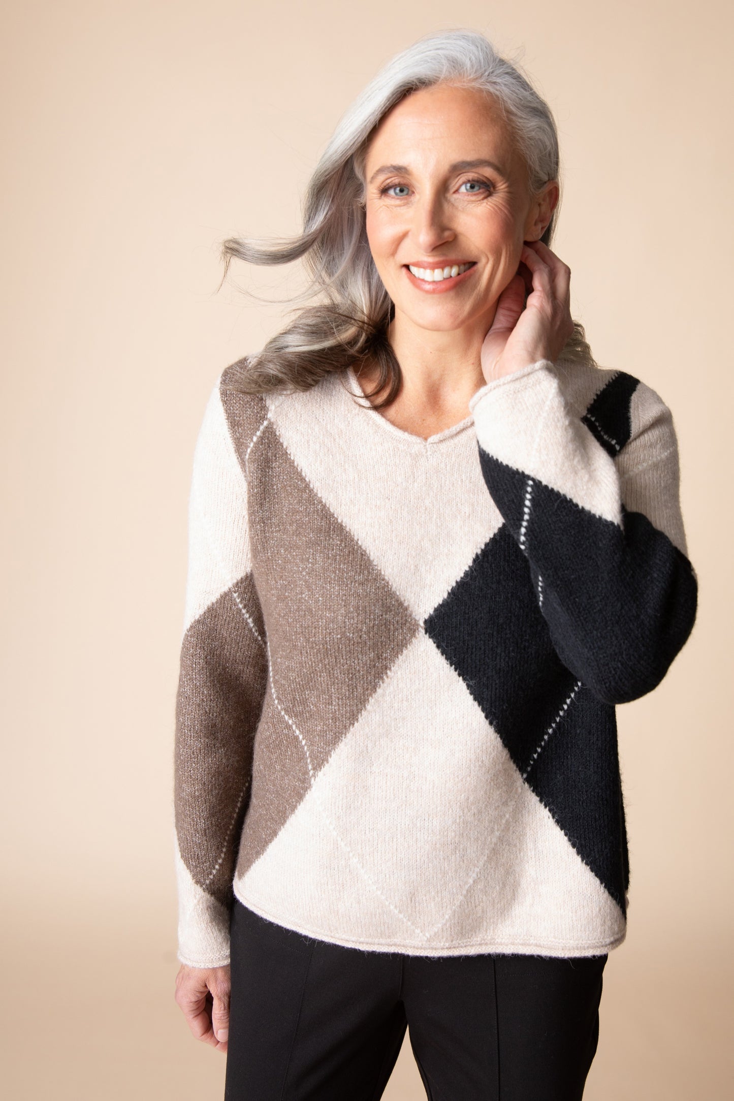 Habitat-H86820-Argyle Pullover-Dove - The Coach Pyramids