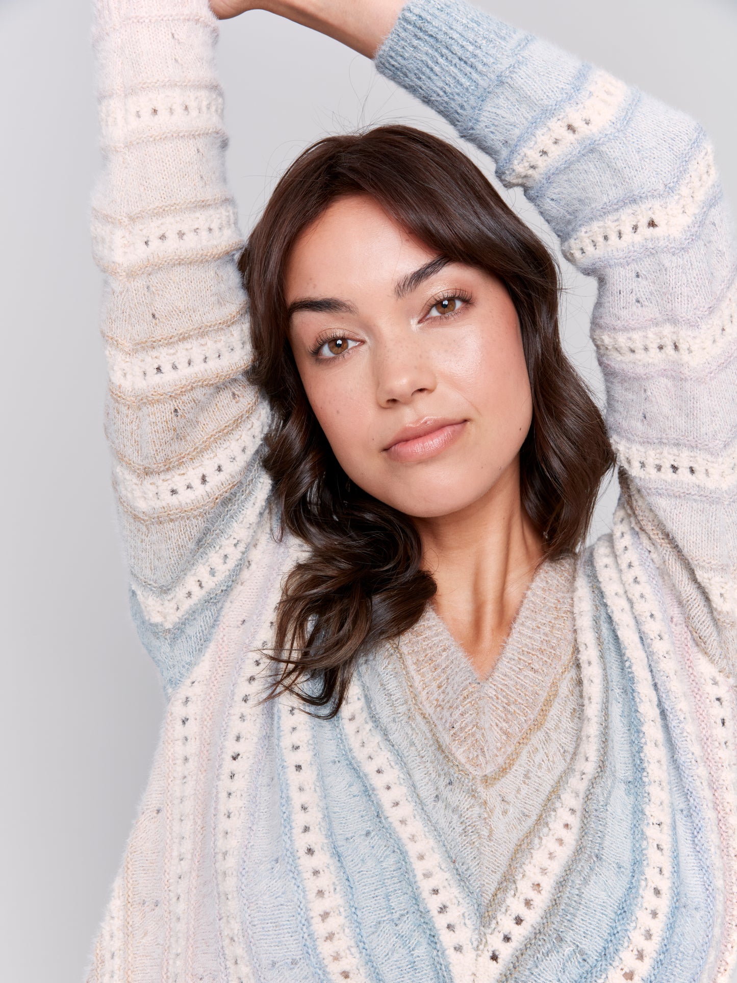 Charlie B Fall 2024-C2756-P655-Ombre Chevron Knit Sweater-Frost - The Coach Pyramids