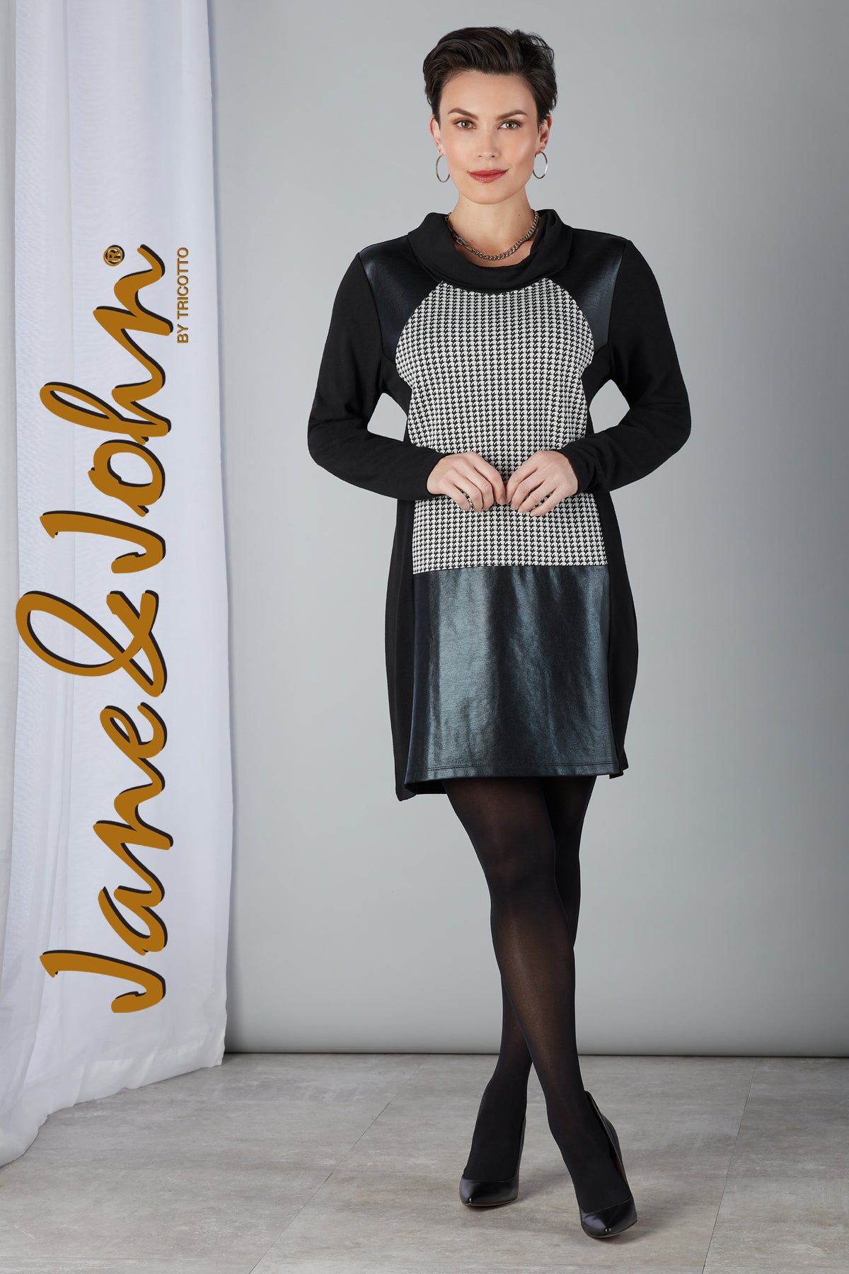 Mode Tricotto-Fall 2023 -J486-Dress-A/S - The Coach Pyramids