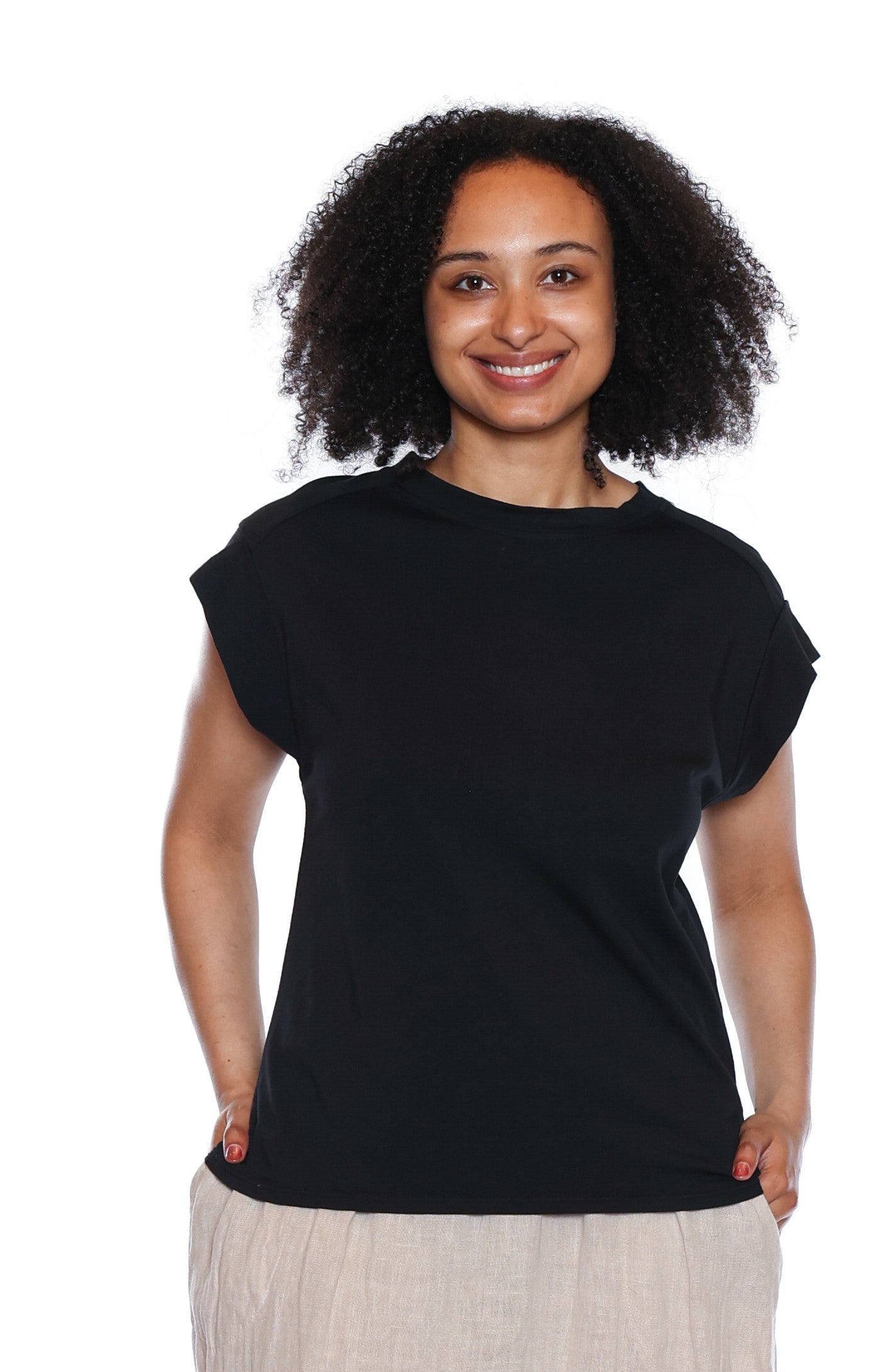 Sorella Cotton T Shirt-Black L5942 - The Coach Pyramids