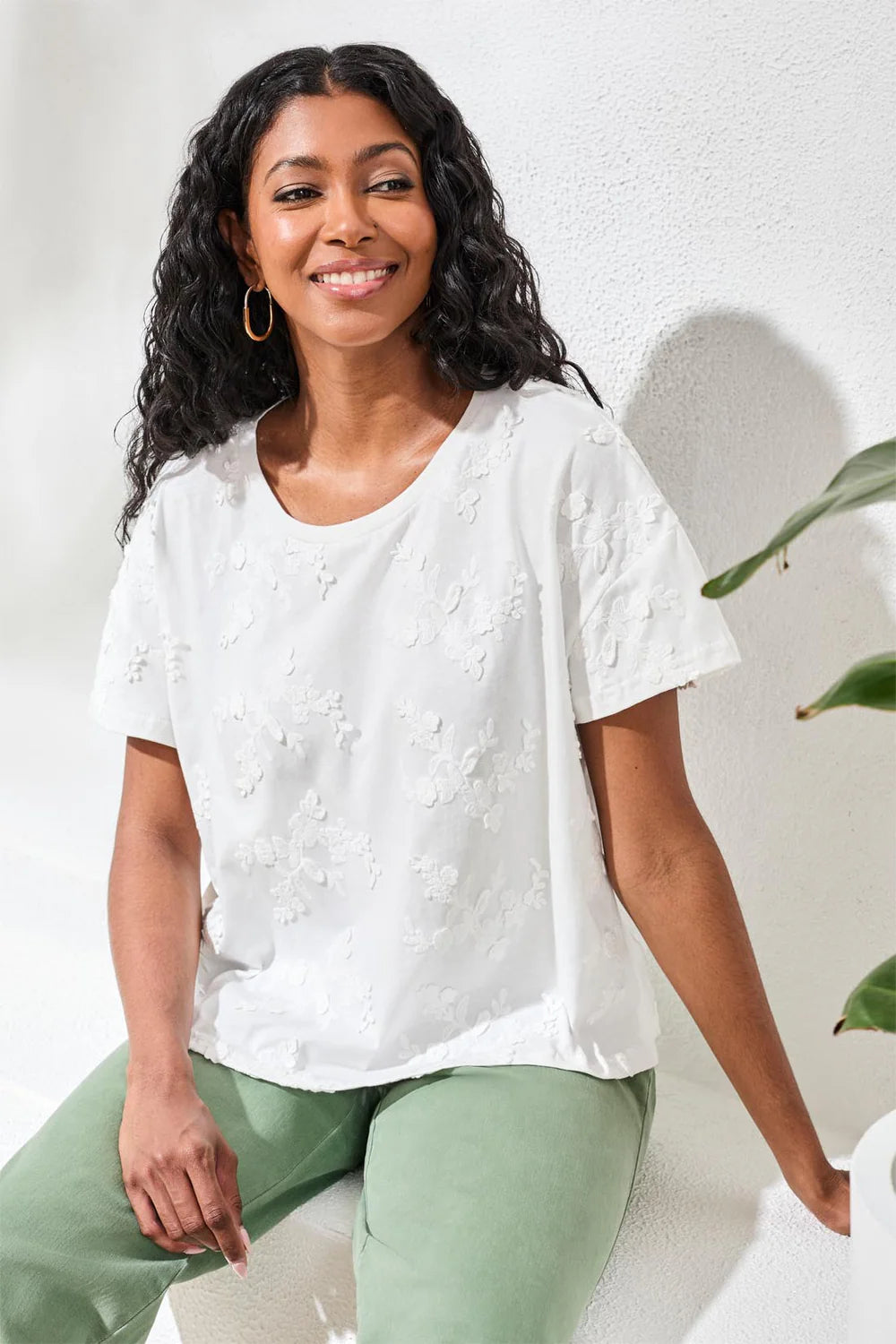 Tribal S/S Crew Neck Top-3085O-0001-White - The Coach Pyramids