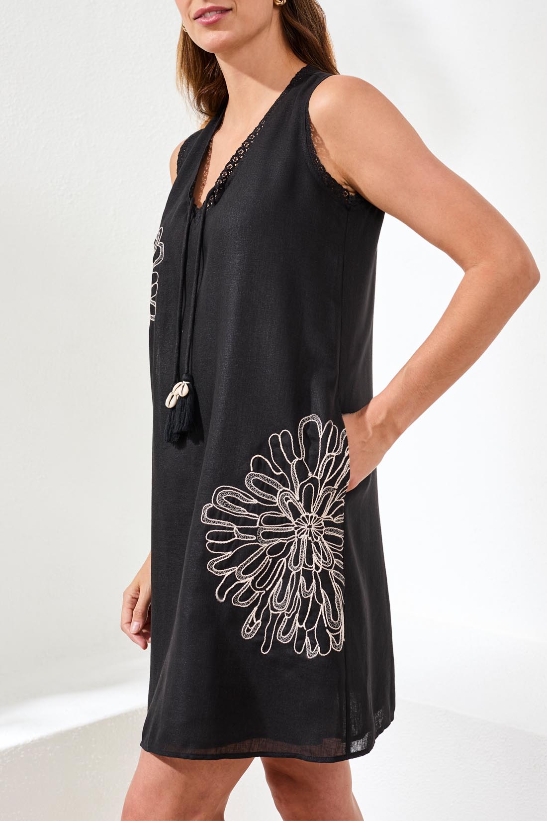 Tribal Sleeveless V Neck Dress W/Embroidery Detail-957O-0001-Black - The Coach Pyramids
