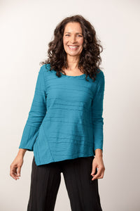 Habitat Fall/Winter 2022 - H16526- Tunic - Fushia - The Coach Pyramids