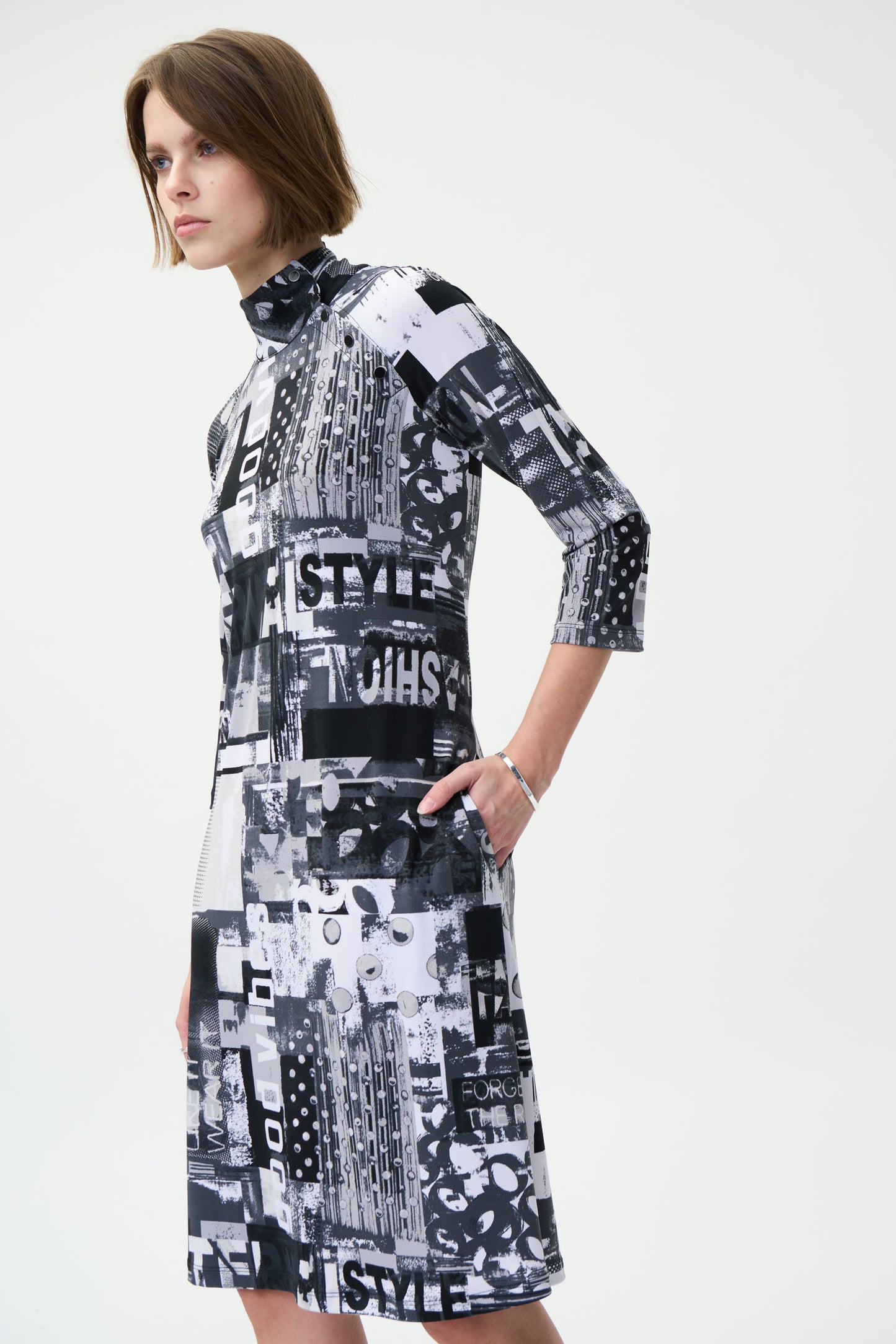 Joseph Ribkoff Winter 2022 - Dress - 224225 - The Coach Pyramids