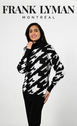 Frank Lyman Winter 2022 - Knit Top - 224509U - The Coach Pyramids