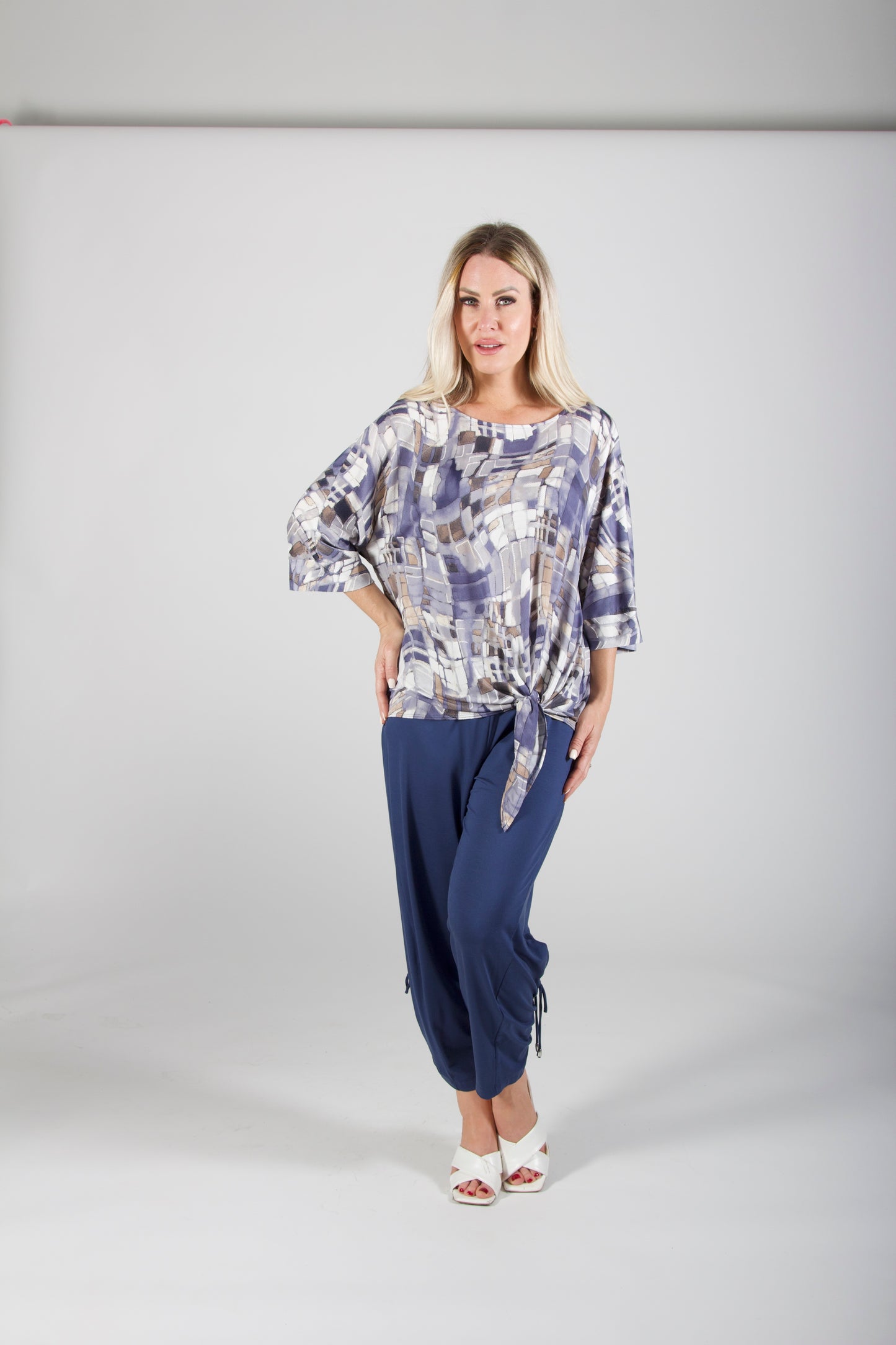 Pure Essence-5064651-Top-A/S - The Coach Pyramids