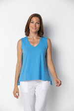 Habitat Spring/Summer 2023 -7404533 -V Neck-Azure - The Coach Pyramids