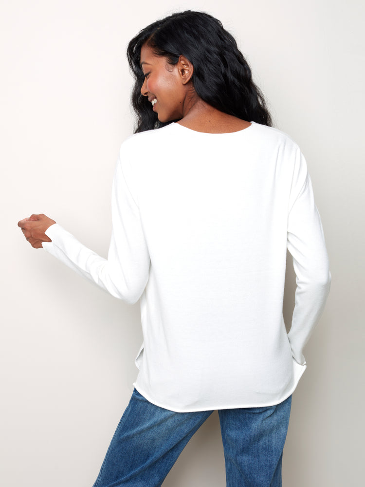 V- Neck Basic Sweater - C2279X - The Coach Pyramids