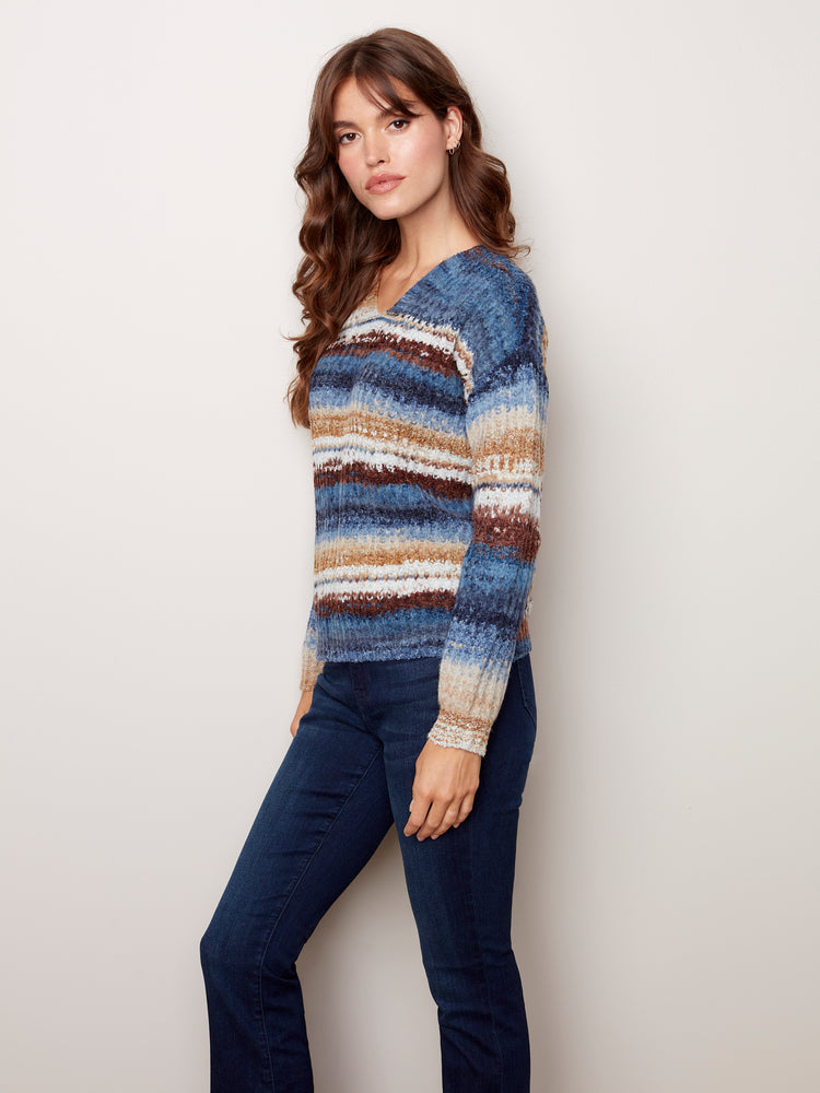 V-Neck Pull Over Sweater - C2479 - The Coach Pyramids
