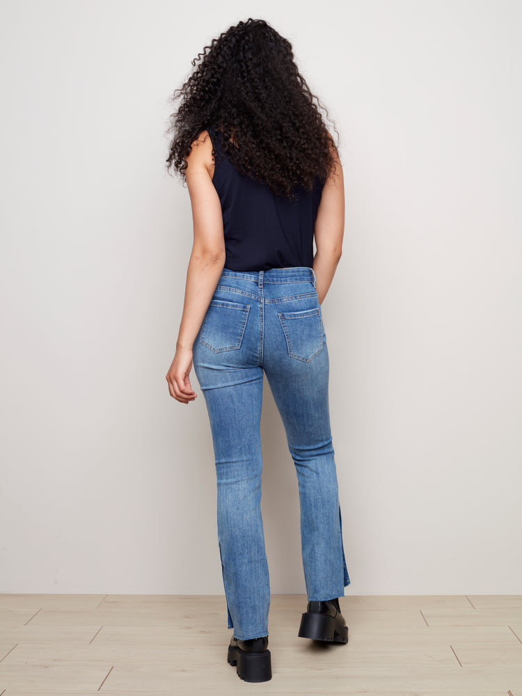 Flared Jeans - C5369 - The Coach Pyramids