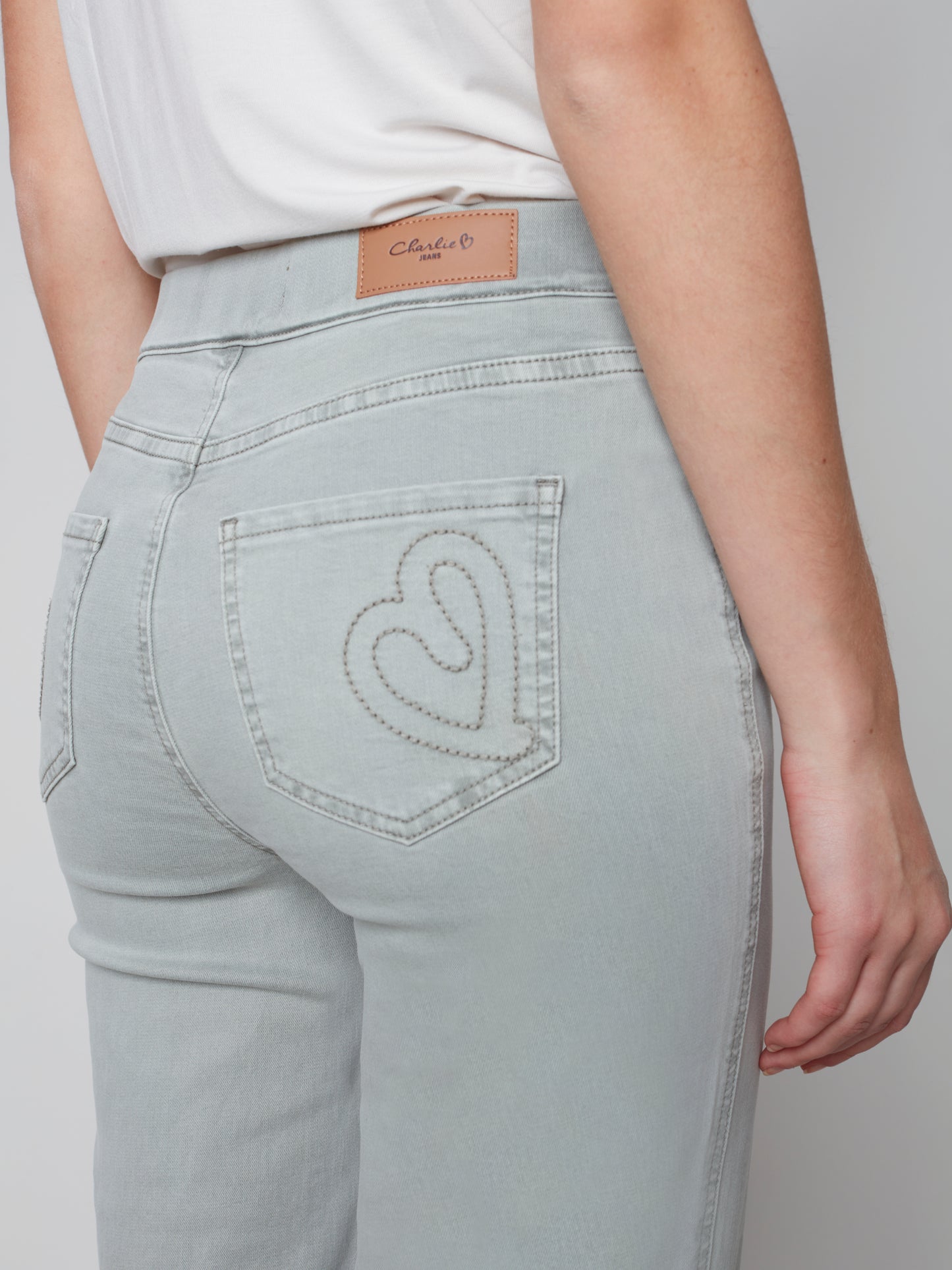 Charlie B Spring/Summer 2023- C5404-618A- Twill Pant -Basil - The Coach Pyramids