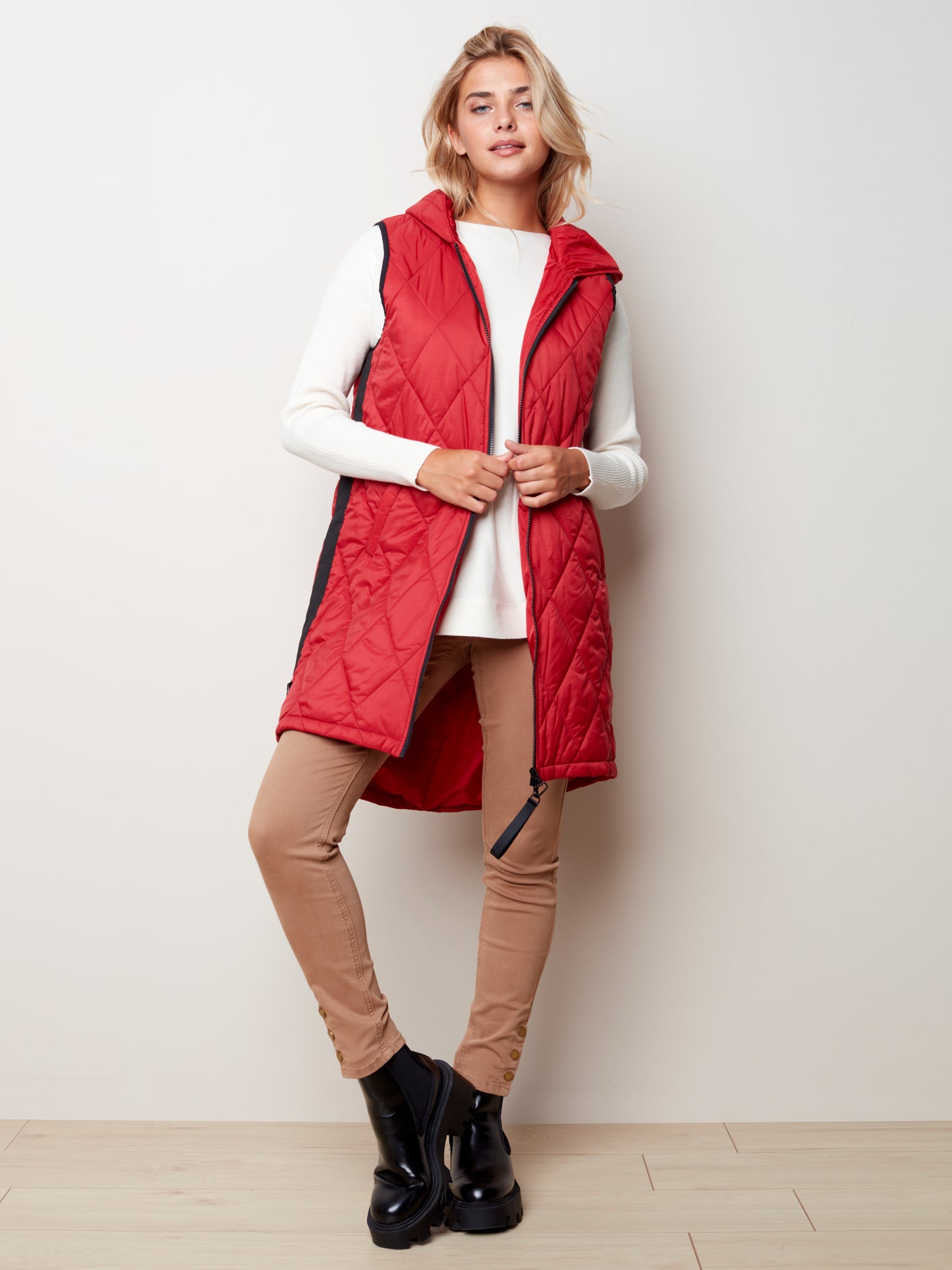 Diamond Quilted Hooded Puffer Vest - C6221 - The Coach Pyramids