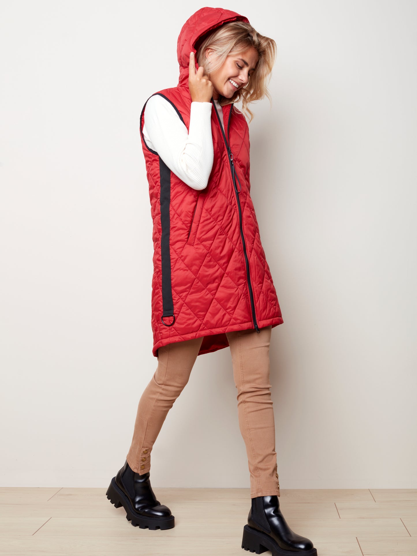 Diamond Quilted Hooded Puffer Vest - C6221 - The Coach Pyramids